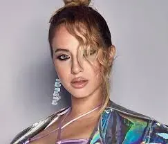 Flor Vigna, clienta de Cecilia Alvarez